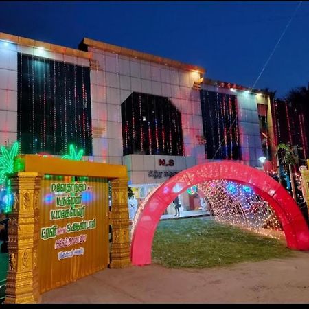 ホテル Ns Vijay Shesha Mahal Tiruvannāmalai エクステリア 写真